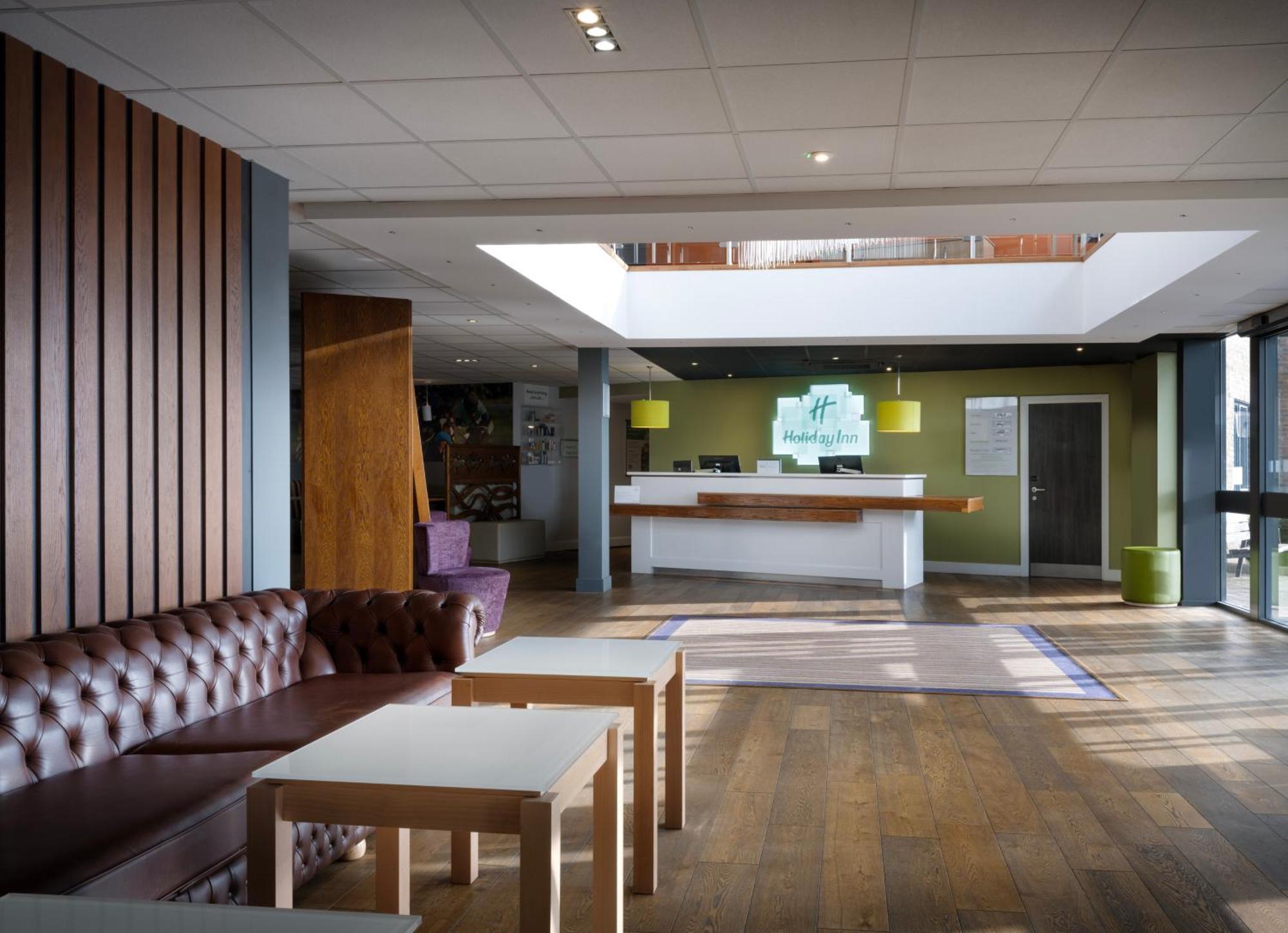 Holiday Inn Huntingdon Racecourse By Ihg Екстер'єр фото