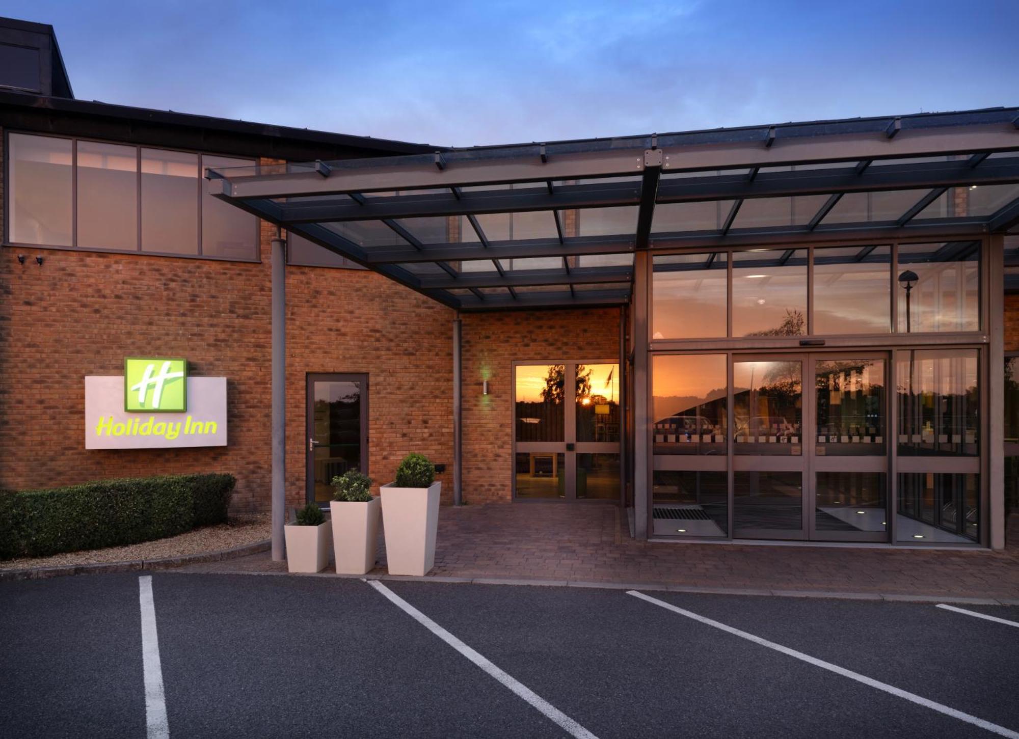 Holiday Inn Huntingdon Racecourse By Ihg Екстер'єр фото