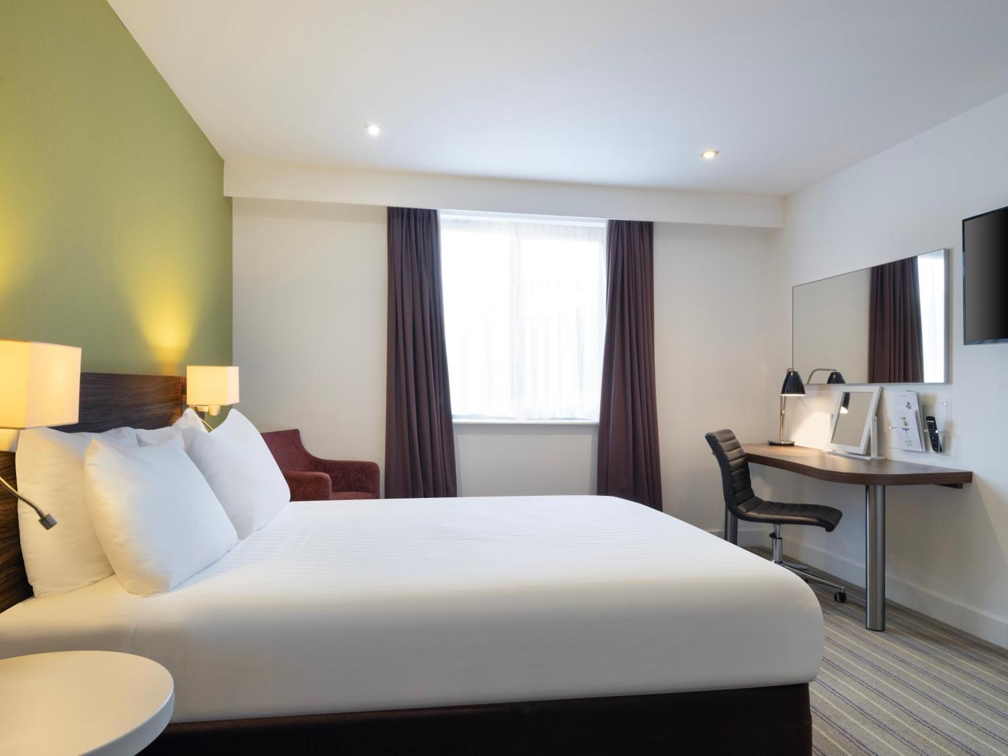 Holiday Inn Huntingdon Racecourse By Ihg Екстер'єр фото